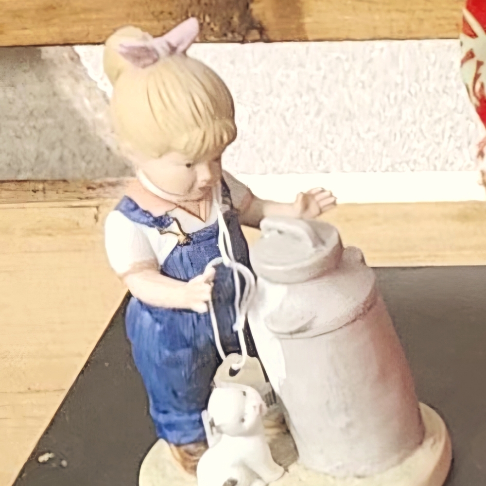 Figurine